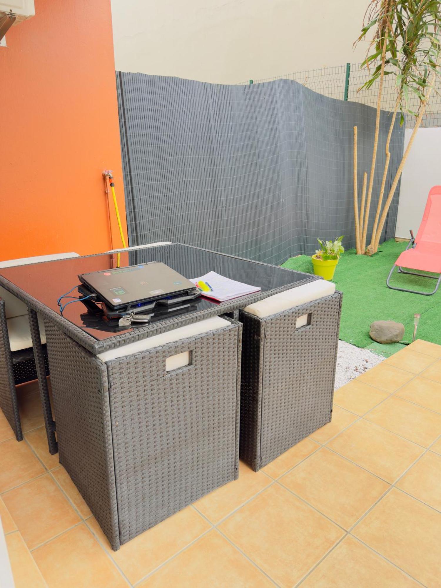 Ferienwohnung Le Petit Oasis Saint-Denis Exterior foto